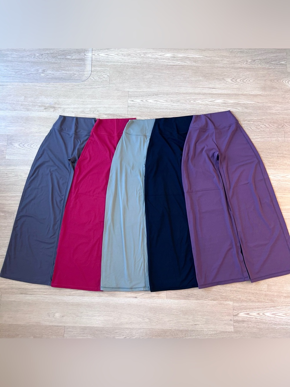 5 Pcs Yeoreo Eddiy 29" Straight Leggings - BUNDLE‼️ | Size XS